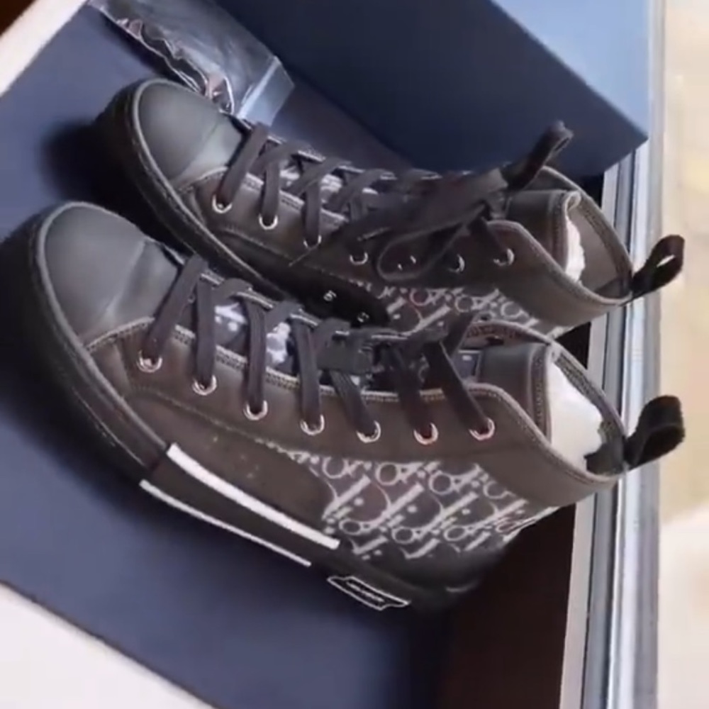 Dior B23 HIGH-TOP SNEAKER
